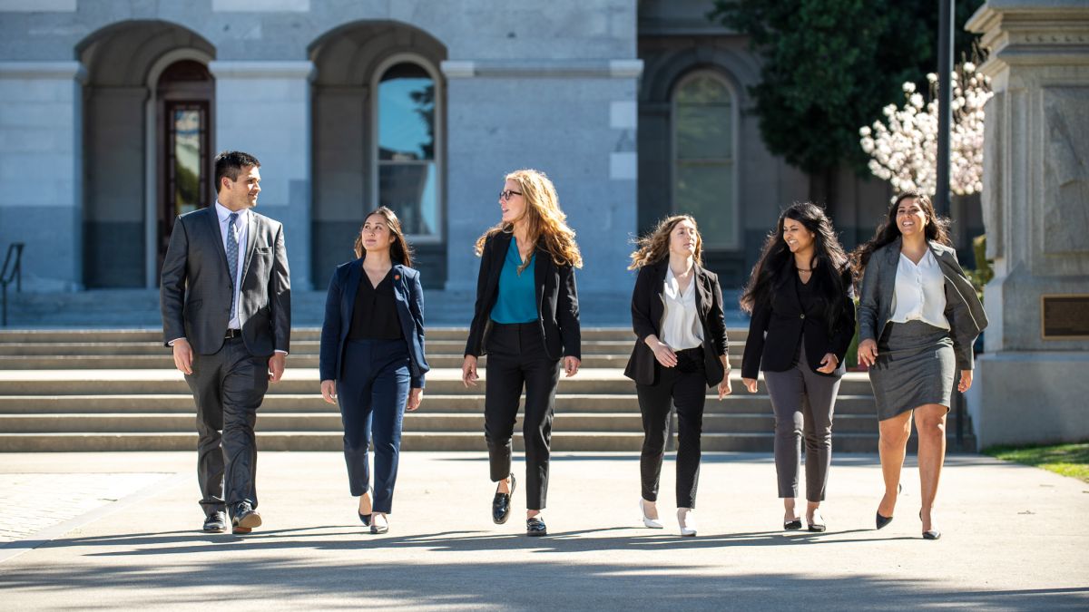 content.field_image.alt